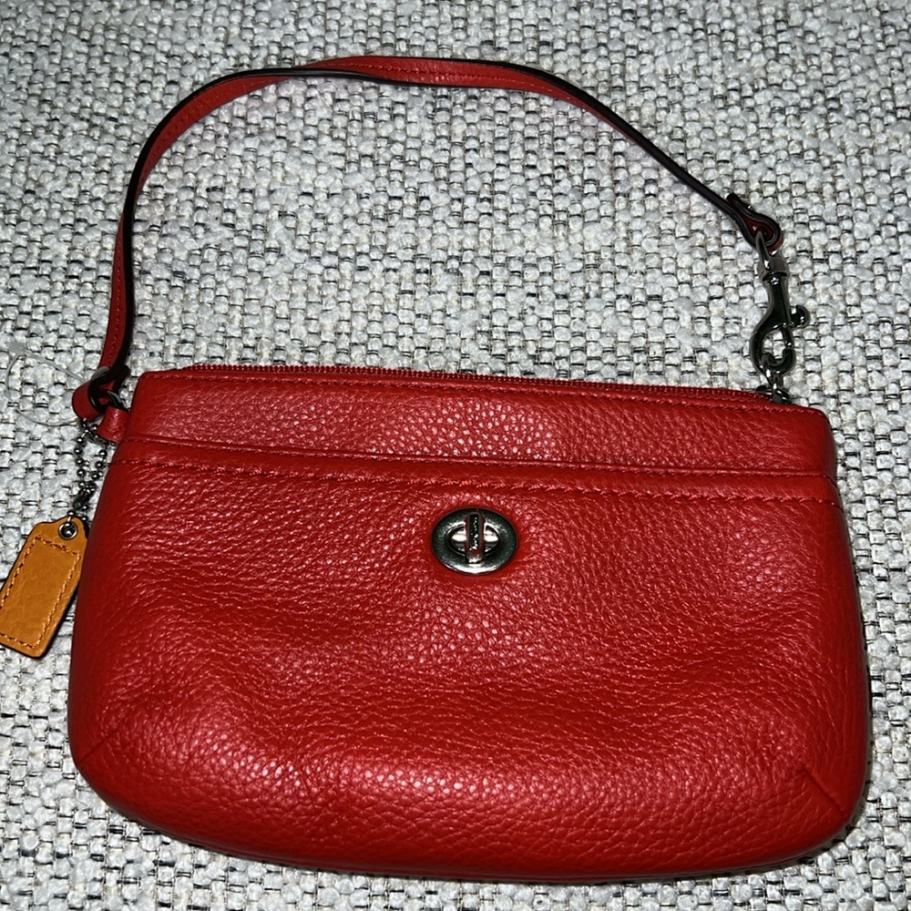 Coach Wristlet Coral Pebbled Leather